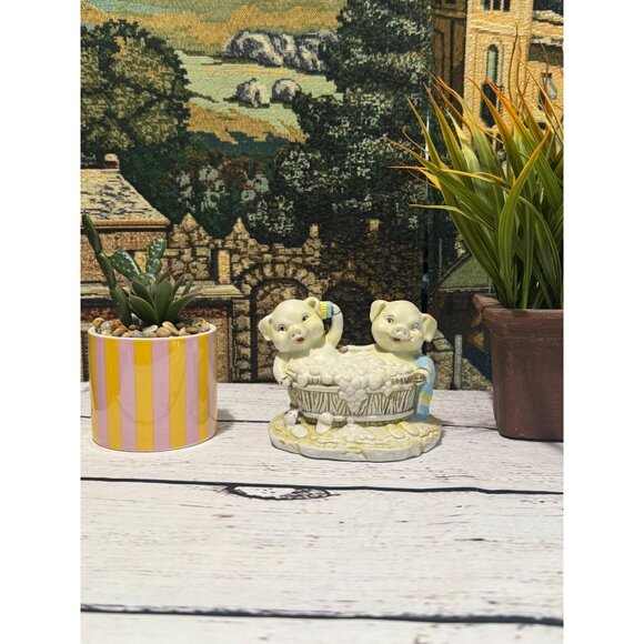 Vintage Ceramic 2 Pigs Sow And Boar Bubble Bath In Tub Figurine - Picture 2 of 7